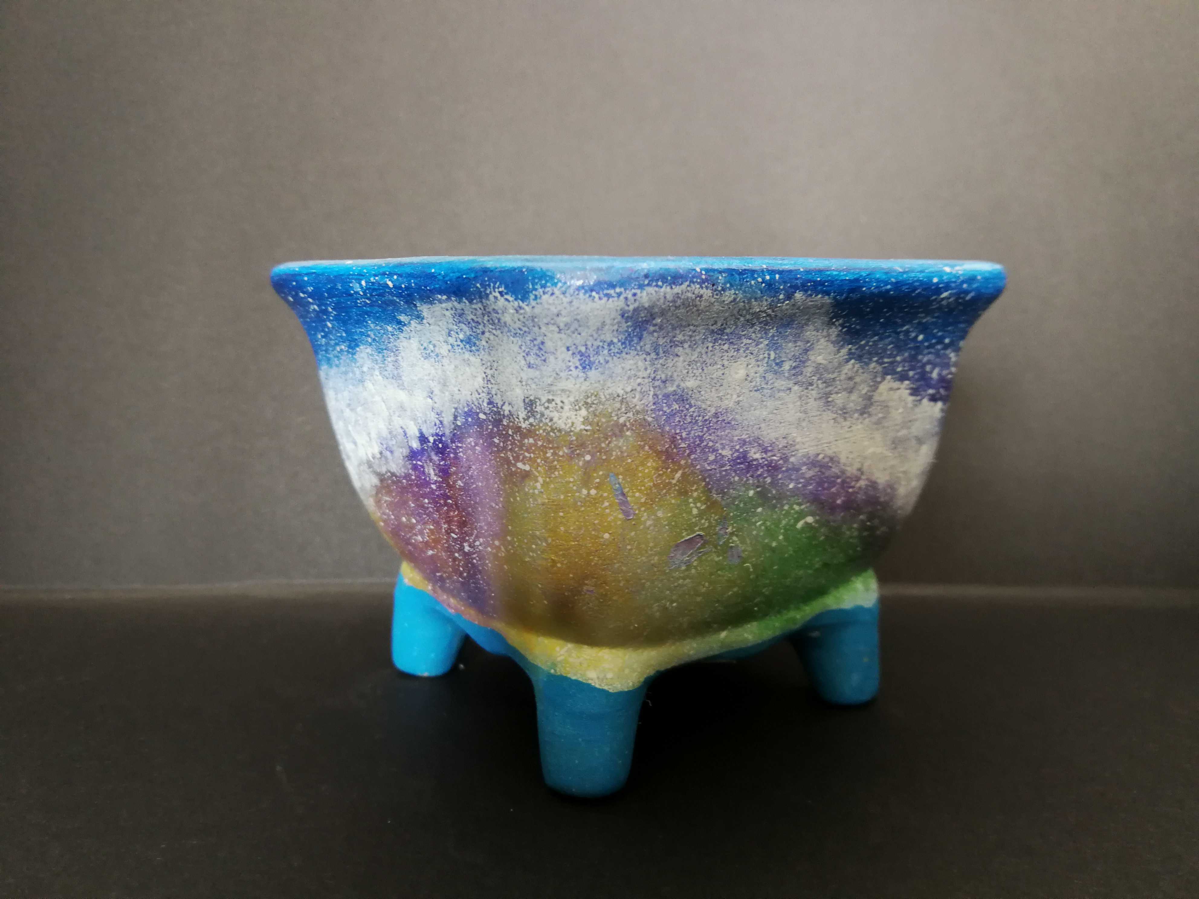 "五彩缤纷"丙烯画多肉花盆手工作品展